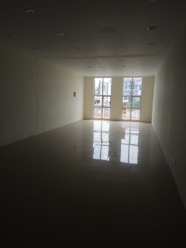 DiSewakan Ruko Bizpark Karawang Barat